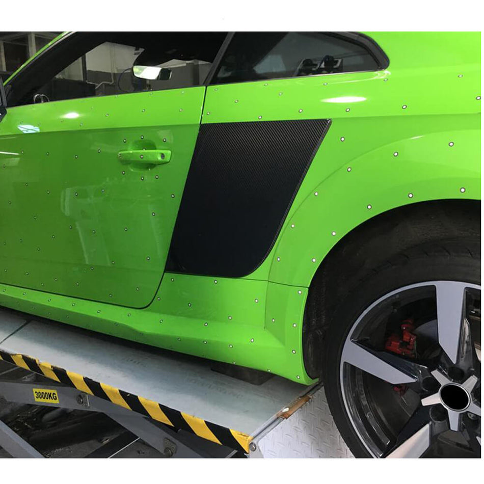 アウディ TT TTS TTRS MK3 8S カーボン サイドBlades フェンダーベンド カバー